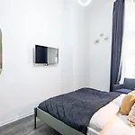 Extreme Modern Aircon Apartamento